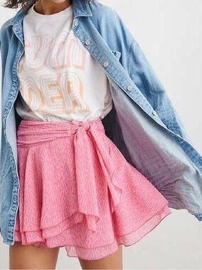 🌸AERIE PINK CHIFFON WRAP MINI SKIRT SIZE XL🌸